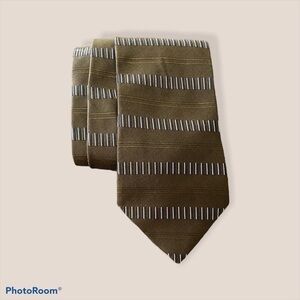 Tommy Hilfiger 100% silk imported dark green tie